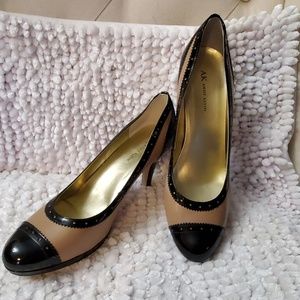 ANNE KLEIN HEELS SIZE 10.5M TAN & BLACK SUPER COND